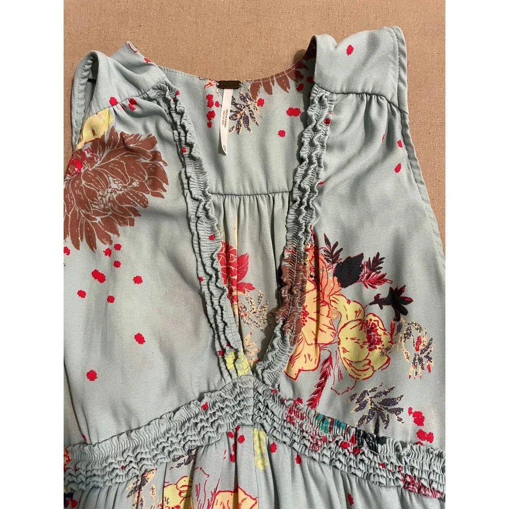 Free People Sleeveless Tunic Top Size XS Tiered Floral Babydoll Boho Grunge